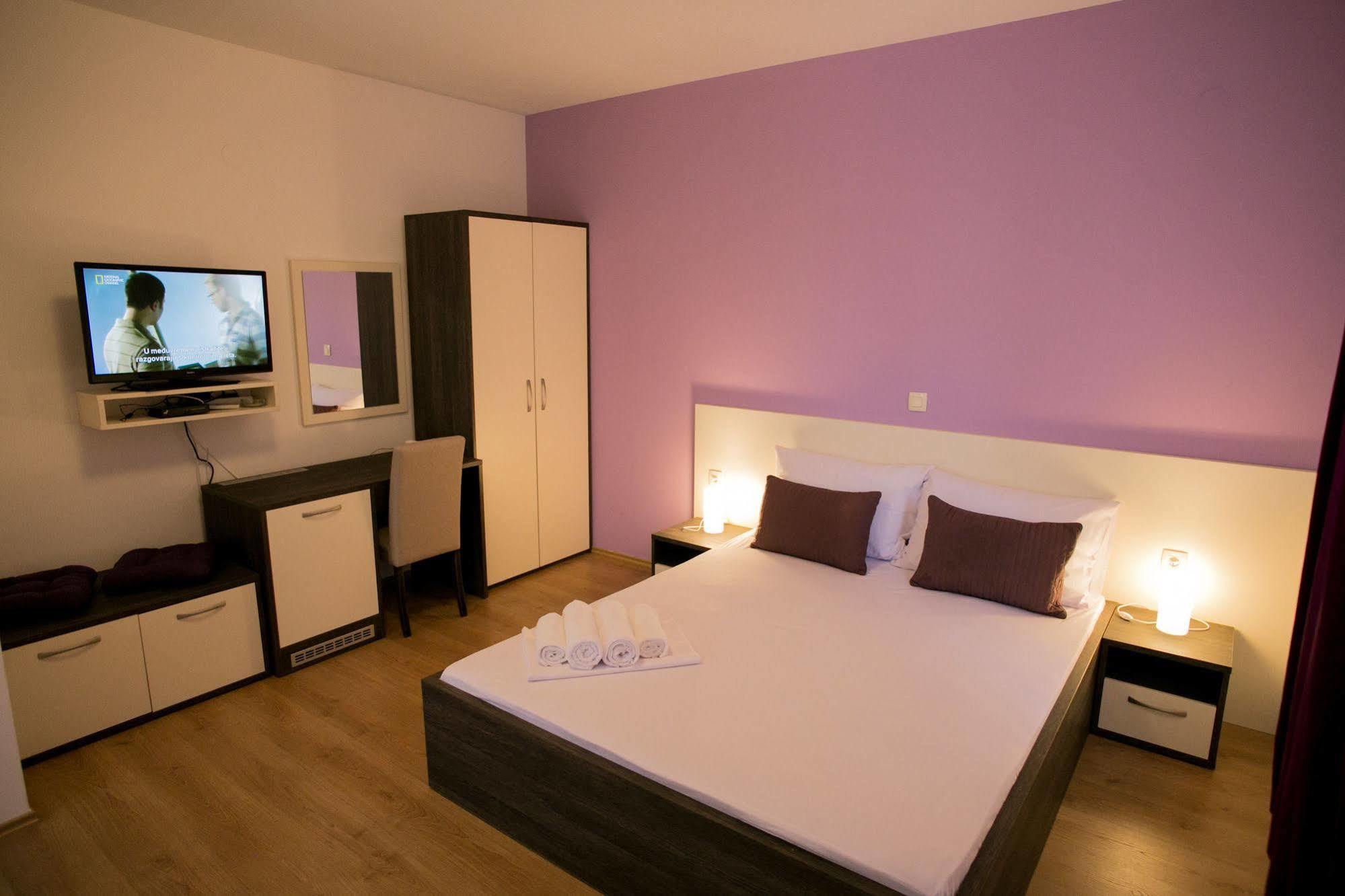 Bed & Breakfast Marta & Tona Kustići Exteriér fotografie