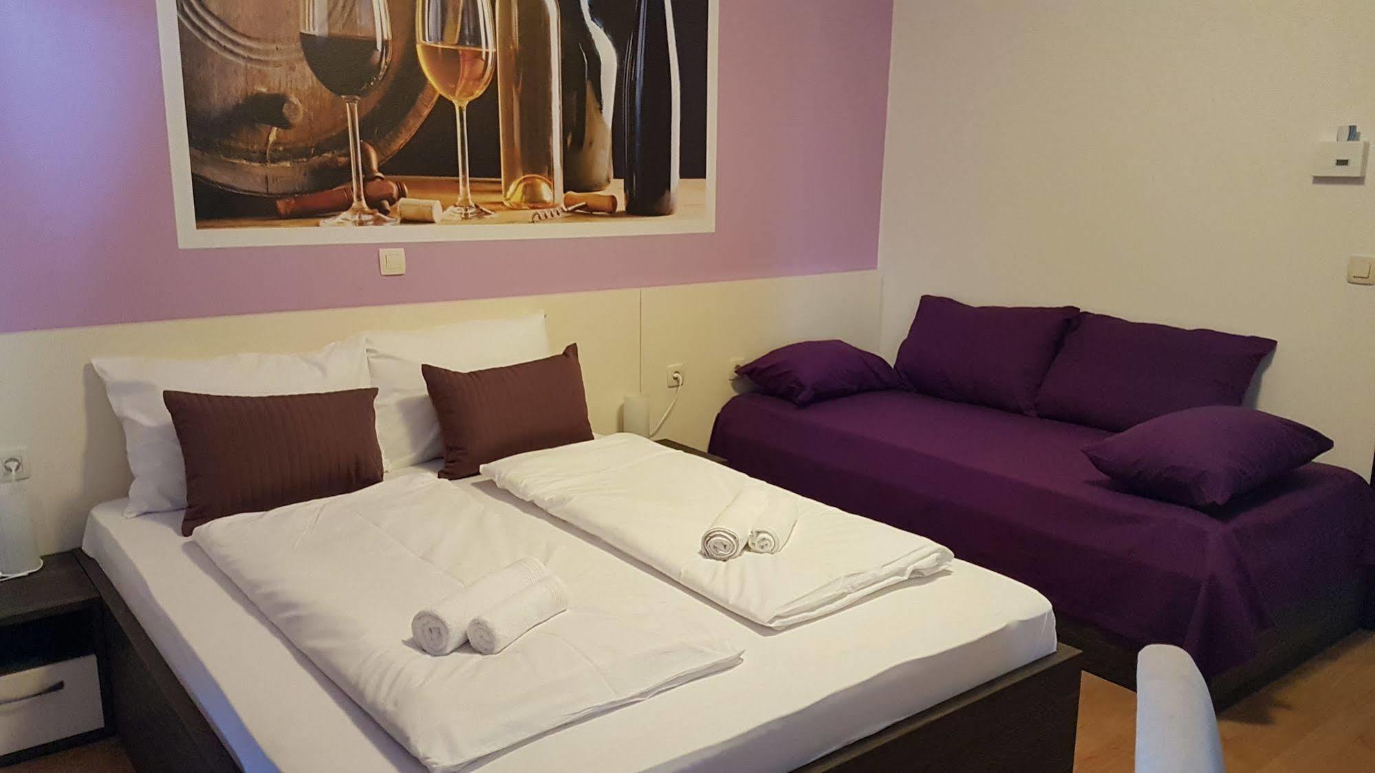 Bed & Breakfast Marta & Tona Kustići Exteriér fotografie